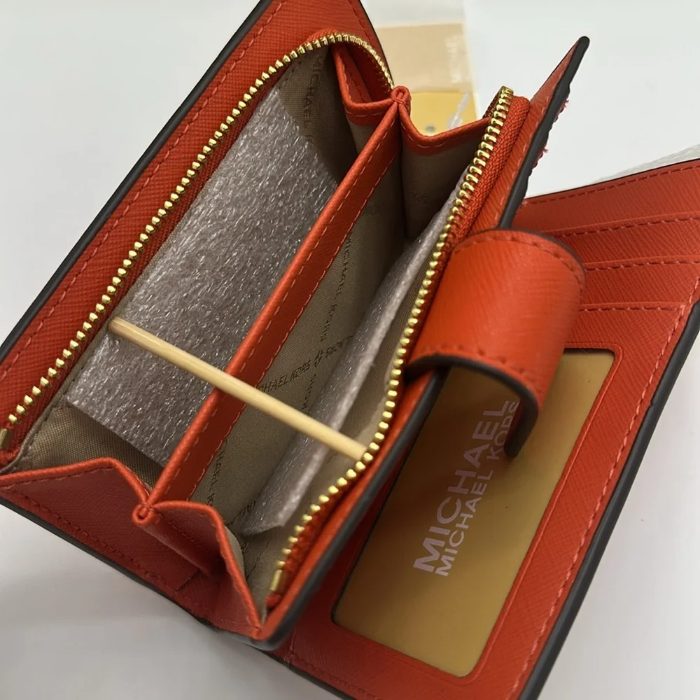 Michael Medium Crossgrain Leather Bifold Wallet Red Clay  NWT